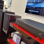 vue de 3/4 avant de l'amplificateur ULTRA FIDE U500