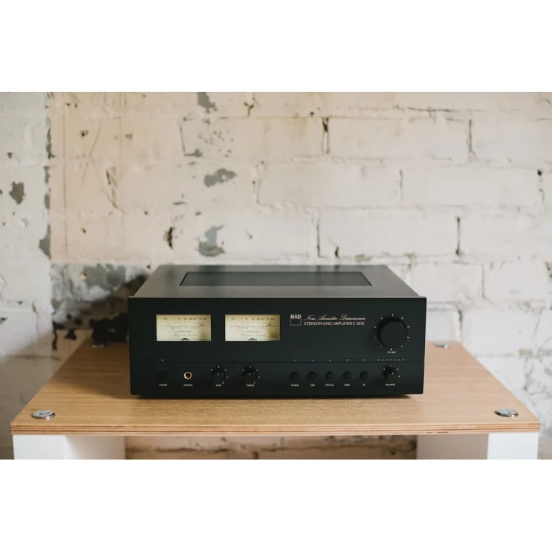 C3030 Amplificateur Stéréo