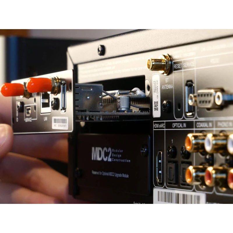 C389 - Amplificateur intégré Stéréo Hybrid Digital