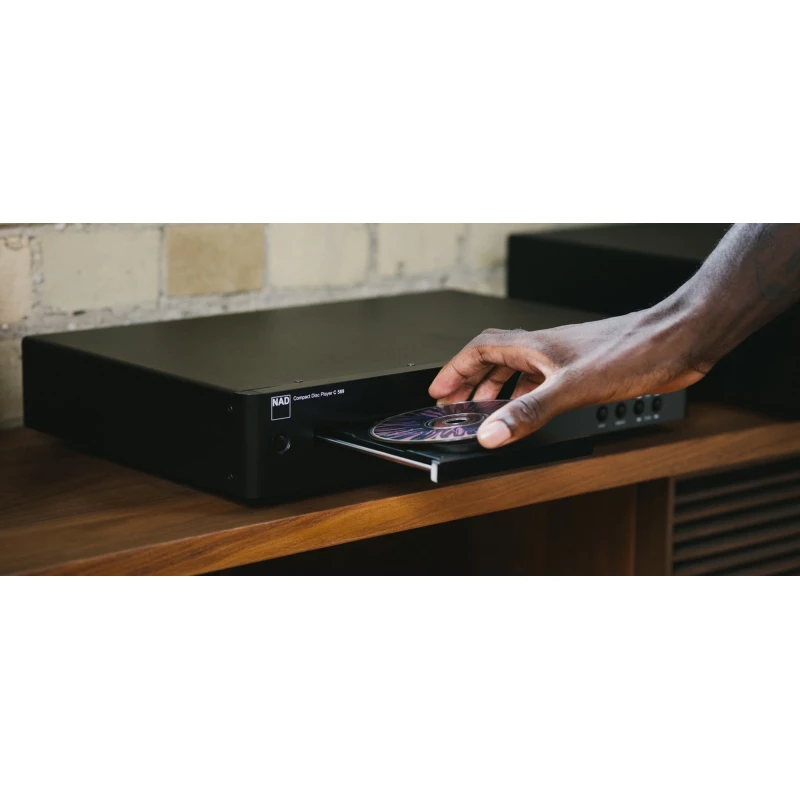 C589 - Lecteur CD
