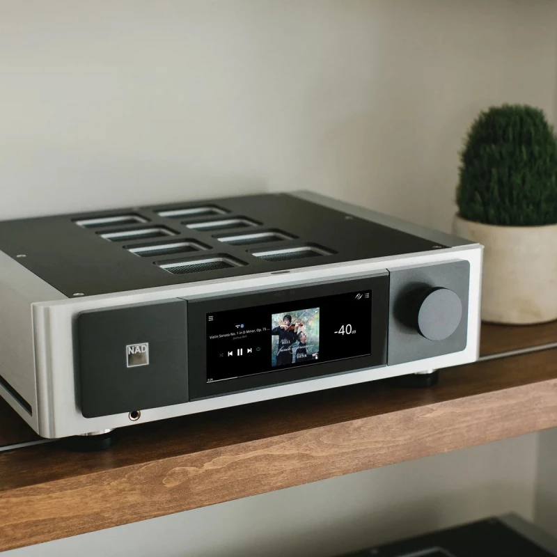 M66 - Préampli DAC lecteur réseau