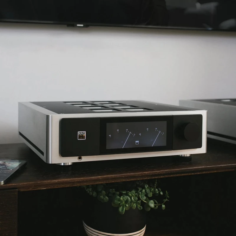 M66 - Préampli DAC lecteur réseau