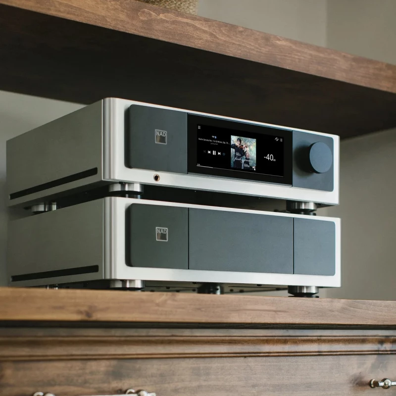 M66 - Préampli DAC lecteur réseau