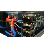 AVXP 2-840 Amplificateur de puissance 2 canaux